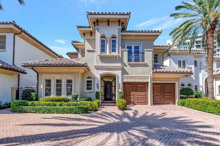 4022 S Ocean Boulevard Highland Beach, FL 33487