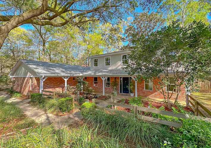 1084 Maclay Rd Tallahassee, FL 32312