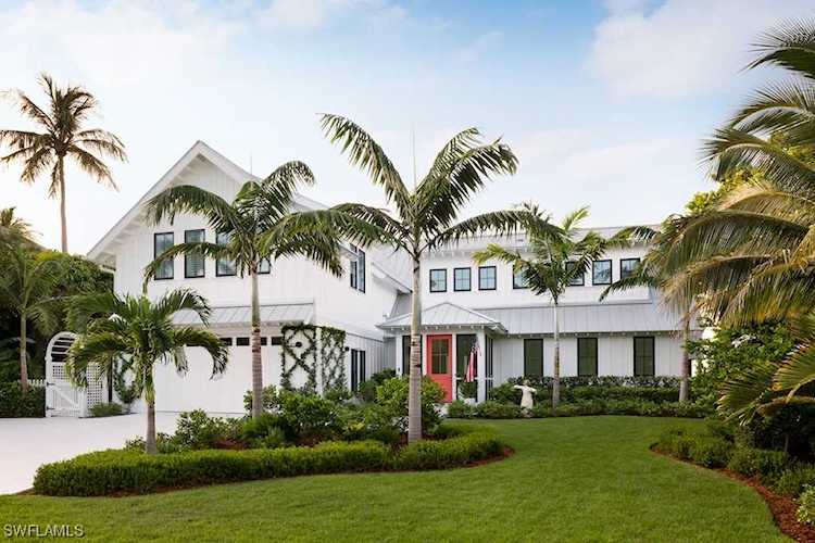 568 Lighthouse Way Sanibel, FL 33957