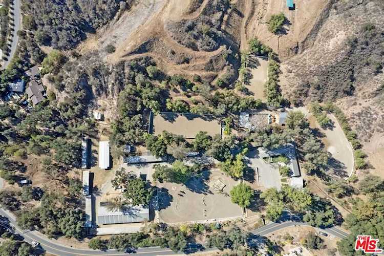 1881 Old Topanga Canyon Rd Topanga, CA 90290