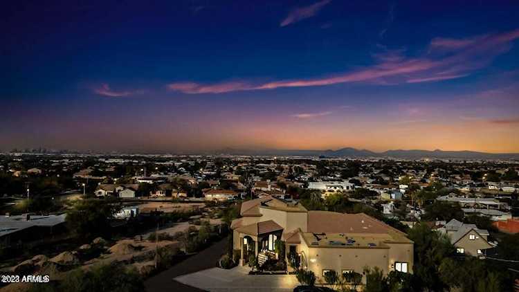 2411 E Winston Dr #1 Phoenix, AZ 85042