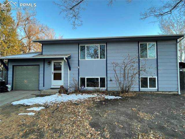 4135 Neat Place Colorado Springs, CO 80917