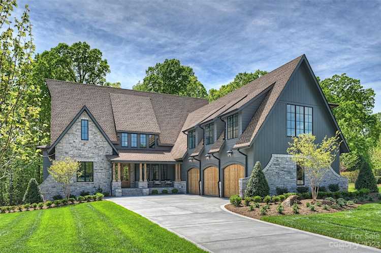 216 Crest Ct Weddington, NC 28104