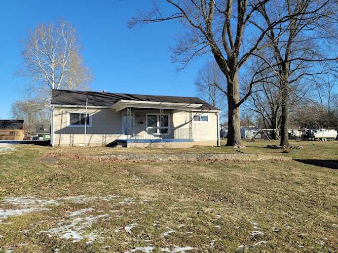 9 Sunset Dr Greencastle, IN 46135 | MLS 21904371 Photo 1
