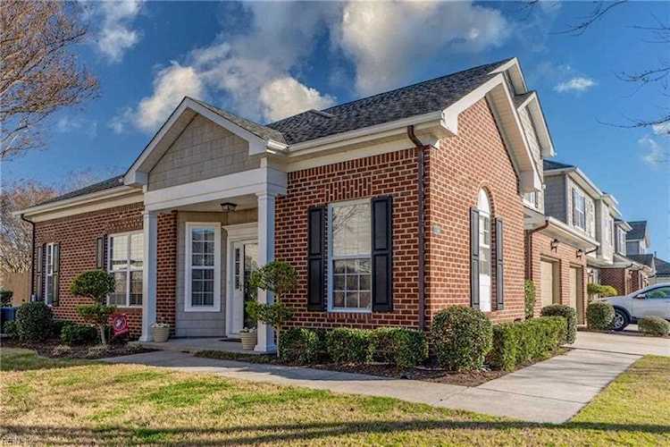 home for sale in Ridgely Manor Virginia Beach VA 23455 MLS 10477229