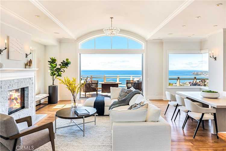 2329 Crestview Dr Laguna Beach, CA 92651