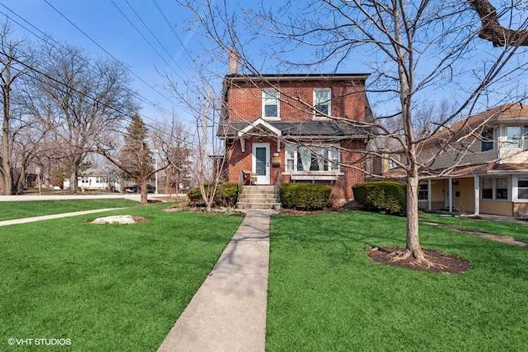428 Ruby St Clarendon Hills, IL 60514