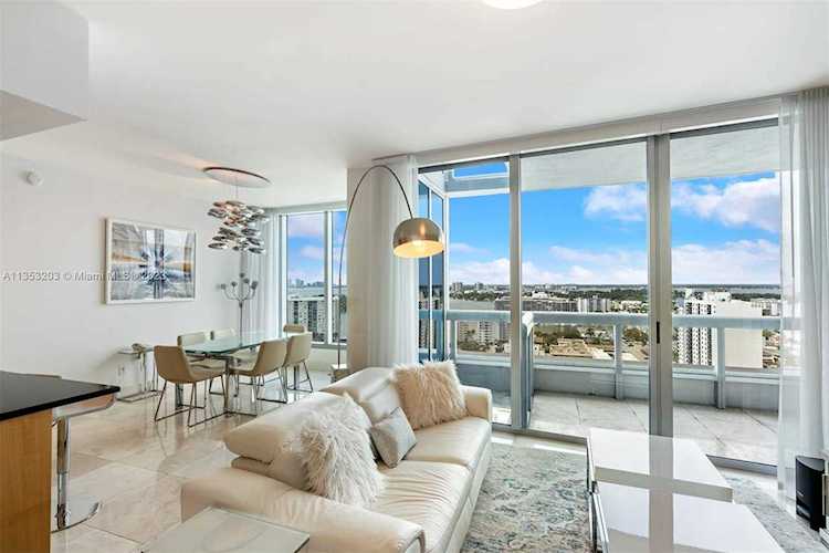 6899 Collins Ave #2010 Miami Beach, FL 33141