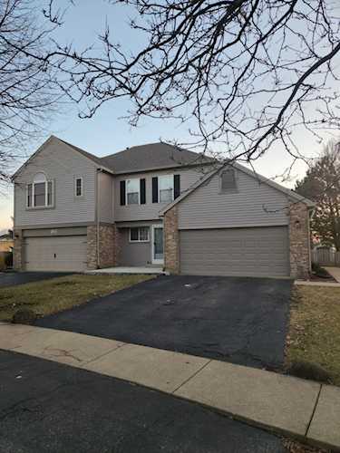 259 Paddington Ln Bolingbrook, IL 60440