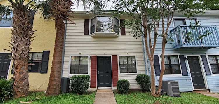 808-8 W Carolina St Tallahassee, FL 32304 in Carolina Terrace Condominiums Photo 1