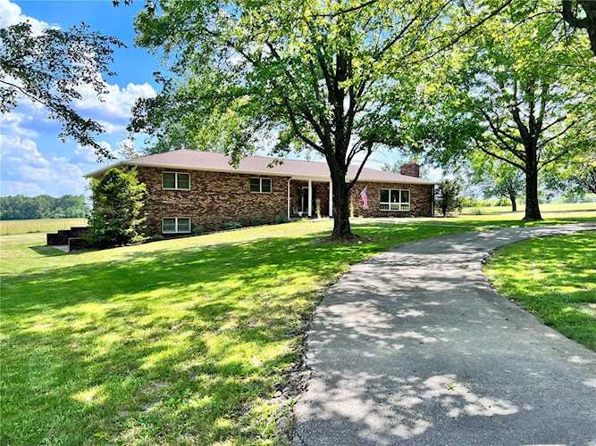 12996 Hwy D Dixon, MO 65459