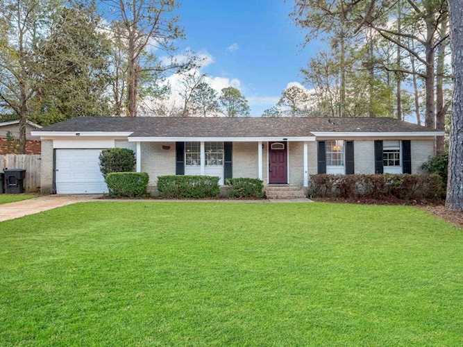 2111 Scenic Rd Tallahassee, FL 32303