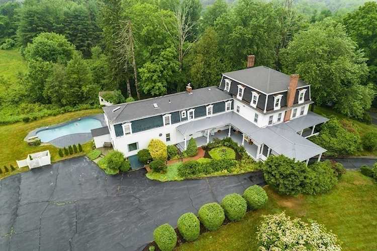 11 Ramshorn Rd Dudley, MA 01571