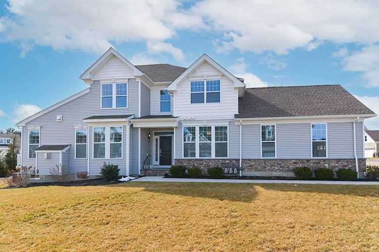 20 Lansing Way #20 Millis, MA 02054