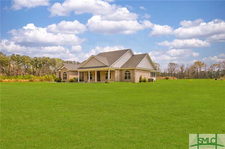 149 Griffin Lake Rd Guyton, GA 31312