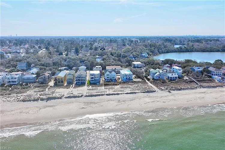 2542 Bayview Ave Virginia Beach, VA 23455