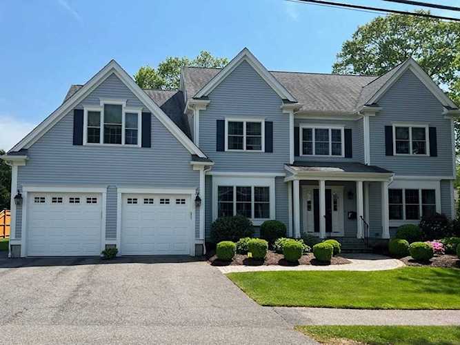 94 Arch Needham, MA 02492