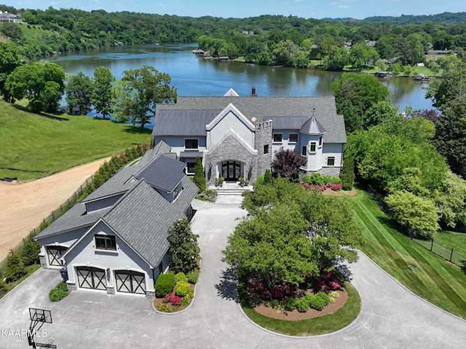 5804 Lyons View Pike Knoxville, TN 37919