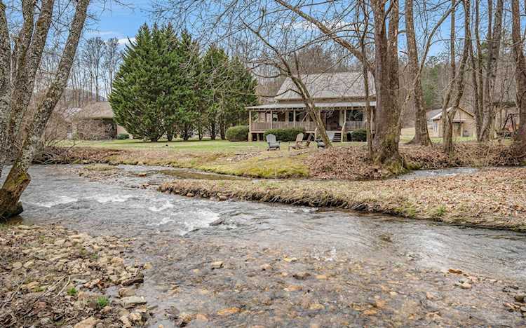 7079 Upper Hightower Road Hiawassee, GA 30546