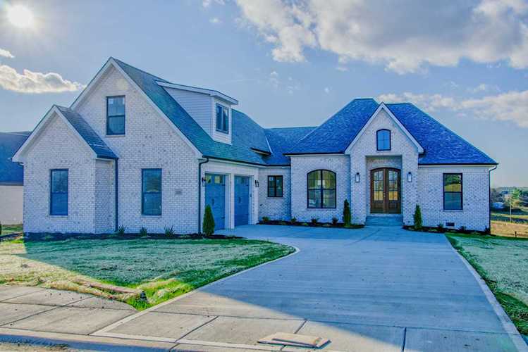 424 Alexis Way Winchester, KY 40391