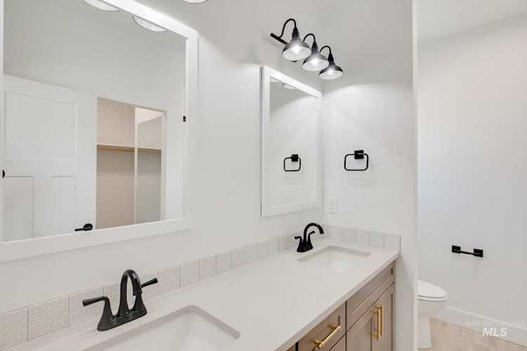 Build Idaho- Prepare to be Moved! Idaho's Ultimate Home Search Photo 1