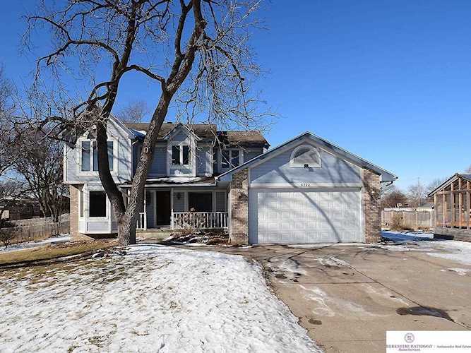 6222 S 43 St Omaha, NE 68107 | MLS 22300883 Photo 1