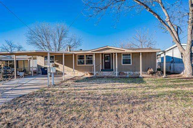 4409 Wildwood Circle Granbury, TX 76049