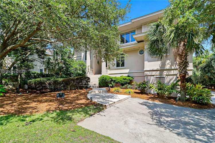 9 Galleon Hilton Head Island, SC 29928