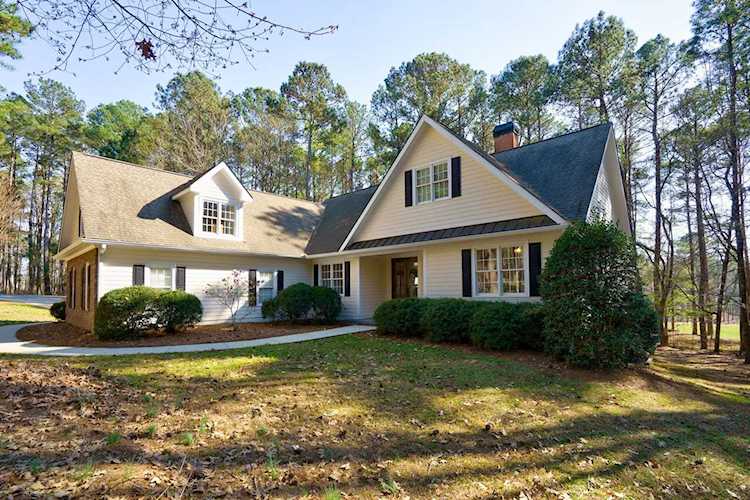 1081 Anchor Bay Circle Greensboro, GA 30642