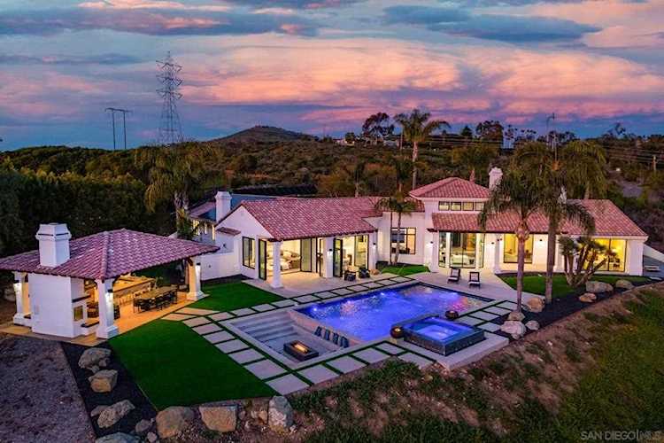 7588 Vista Rancho Court Rancho Santa Fe, CA 92067
