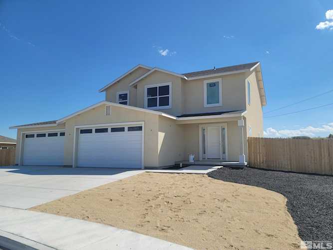 1318 Serenity Circle Fernley, NV 89408