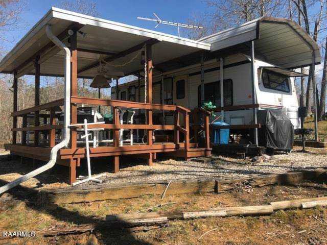 2167 Riverview Dr Dandridge, TN 37725