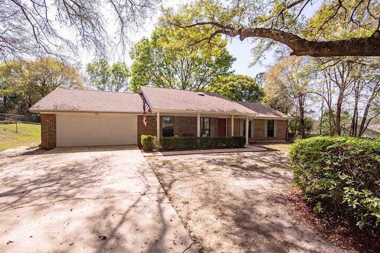 4267 Camden Rd Tallahassee, FL 32303 in Edinburgh Estates Photo 1