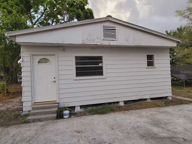 816 29th St NW Winter Haven, FL 33881