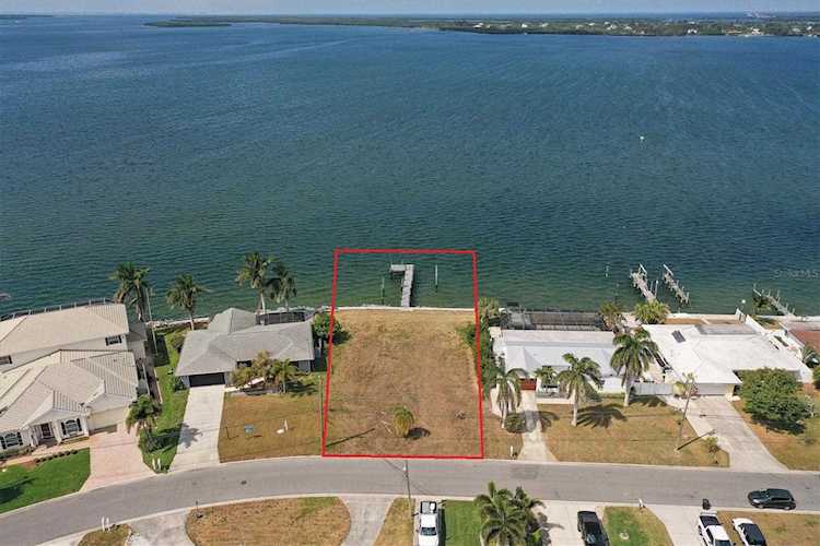 4611 Arlington Rd Palmetto, FL 34221