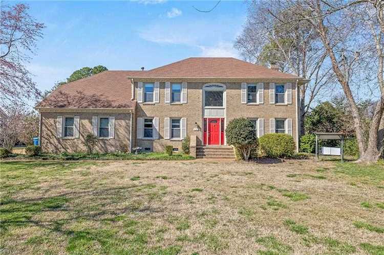1176 Starr Way Virginia Beach, VA 23454