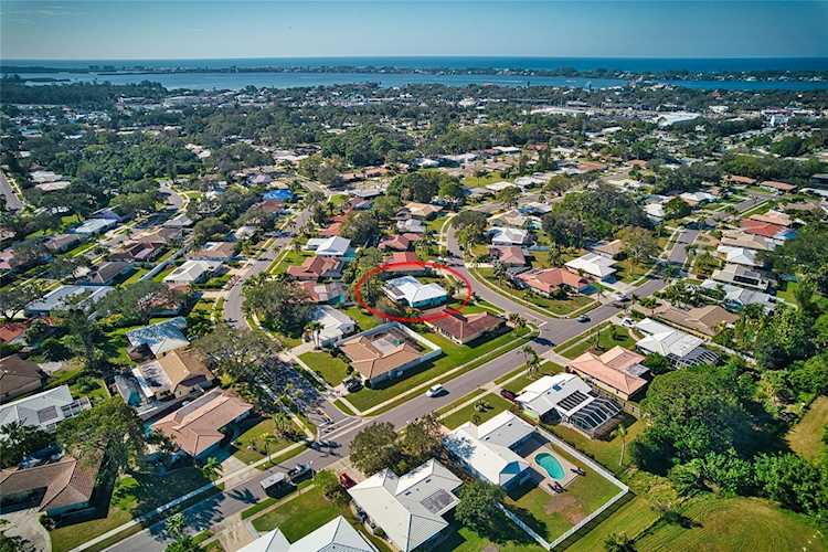 2544 Carlisle PLACE Sarasota, FL 34231
