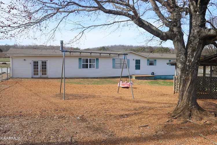 108 Woody Ln Kingston, TN 37763