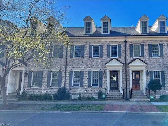 9529 25th Bay St Norfolk, VA 23518