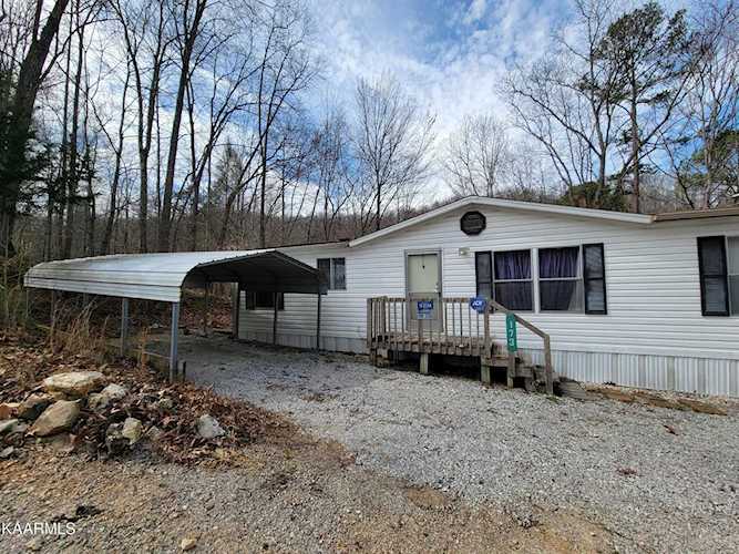 173 Scenic Point Dr Caryville, TN 37714