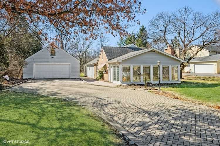 28W675 Hawthorne Ln West Chicago, IL 60185