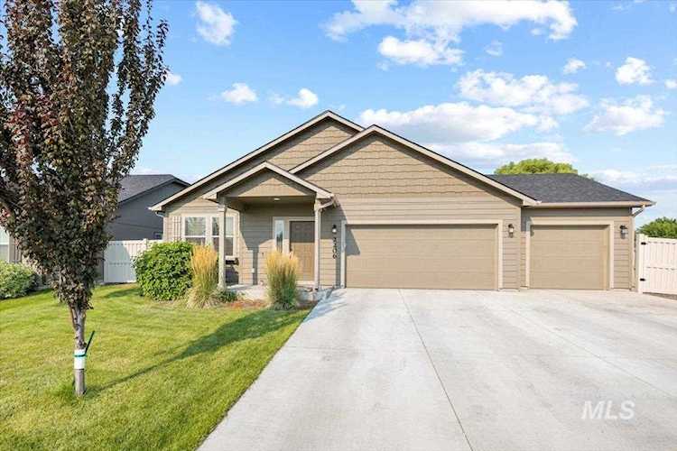 Build Idaho- Prepare to be Moved! Idaho's Ultimate Home Search Photo 1