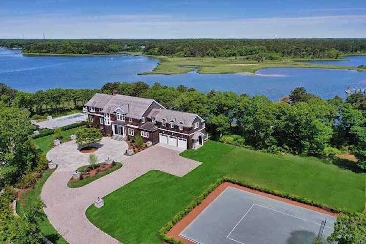 160 Peppercorn Lane Cotuit, MA 02635