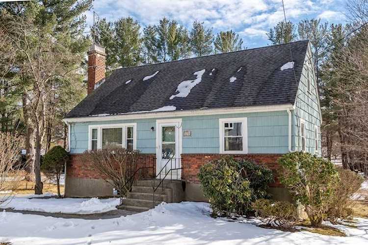 69 Causeway St Hudson, MA 01749