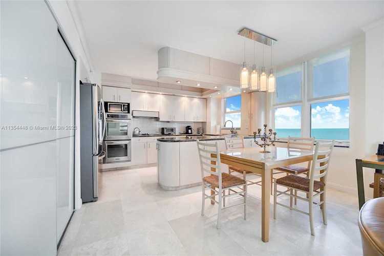 9801 Collins Ave #14Z Bal Harbour, FL 33154