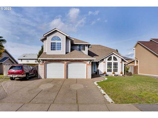 1025 Ridgepoint ST Keizer, OR 97303