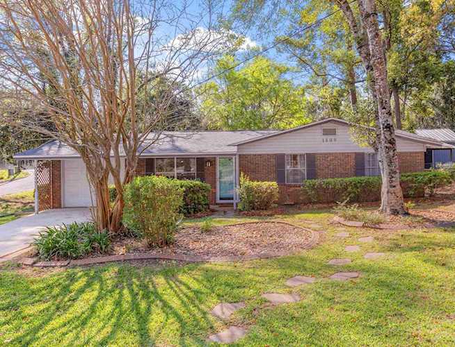 1809 Quince Dr Tallahassee, FL 32308 in Mahan Circle Replat Photo 1