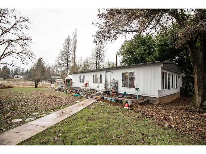 14302 NE 119th ST Brush Prairie, WA 98606