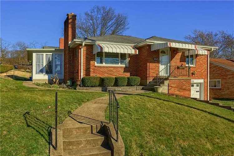 252 Plummer Ave Pittsburgh, PA 15202