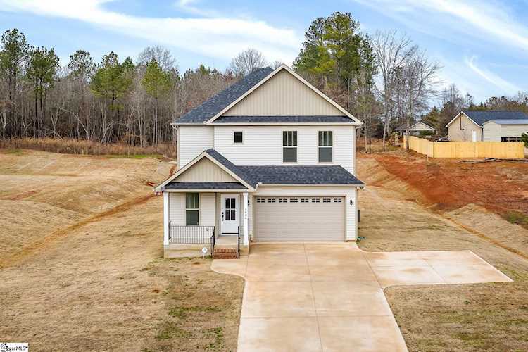 5836 Old Pearman Dairy Rd Anderson, SC 29625